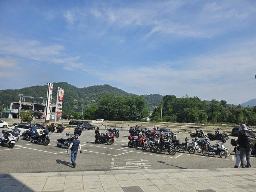 90a6818e5e2650191fc285401e46cd753a8781f5jq20.jpg