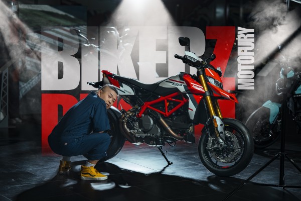 “Garage Saint” - Hypermotard 950 SP-[BIKERZ/DUCATI/MOTOFURY]