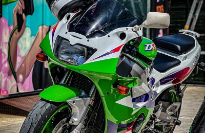 네? 부품 없으면 세탁기 호스를 갖다 끼라구요?(ZXR400)