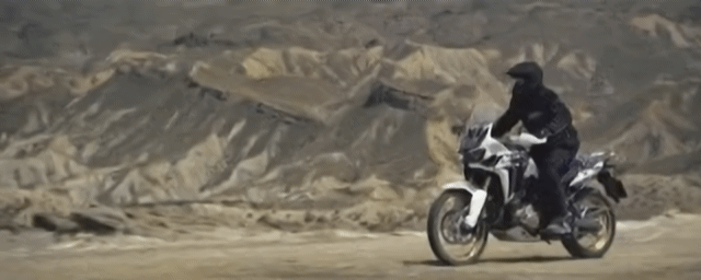f8d79a0e13d56bcdcc99977d7a944501f5ecf83c35dw.gif