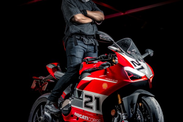 “Redline Reverie” Ducati Panigale V2